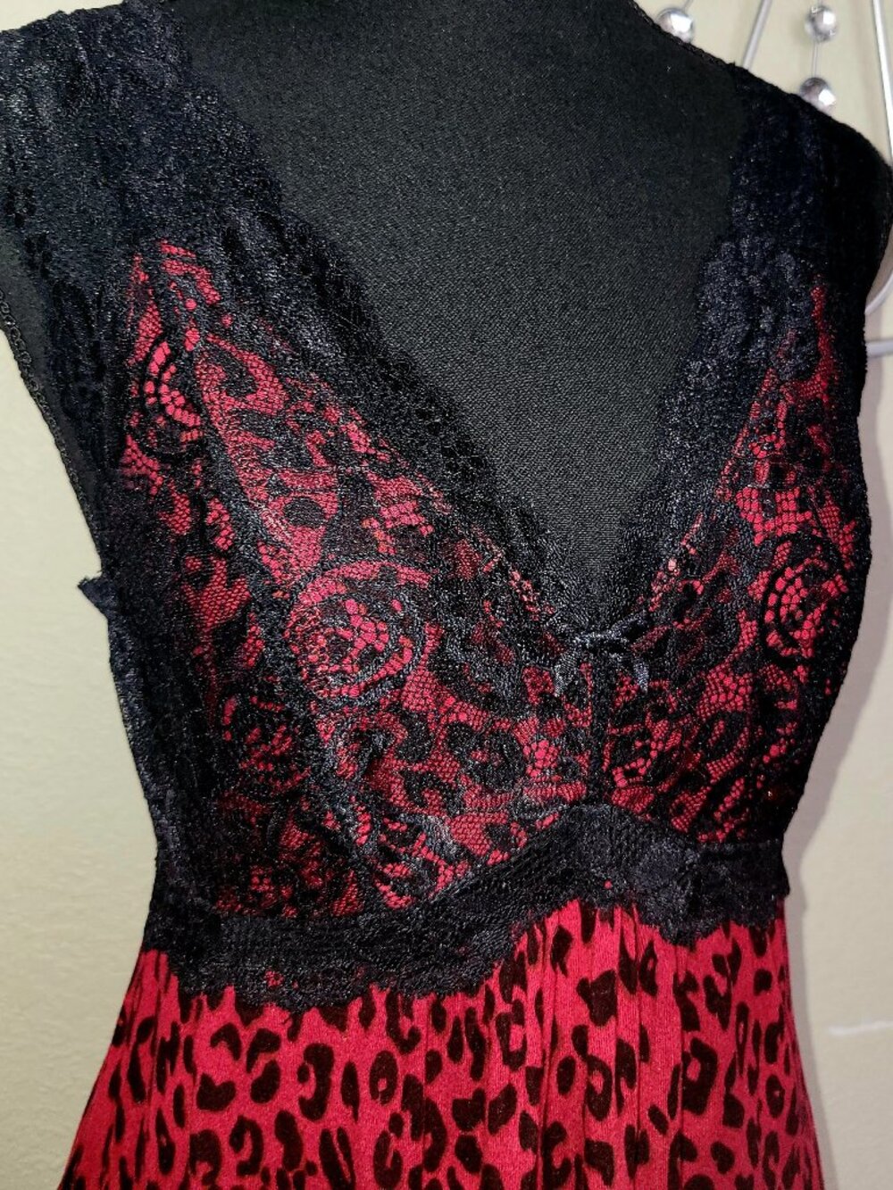 Soma intimates Leopard Red Gown Small